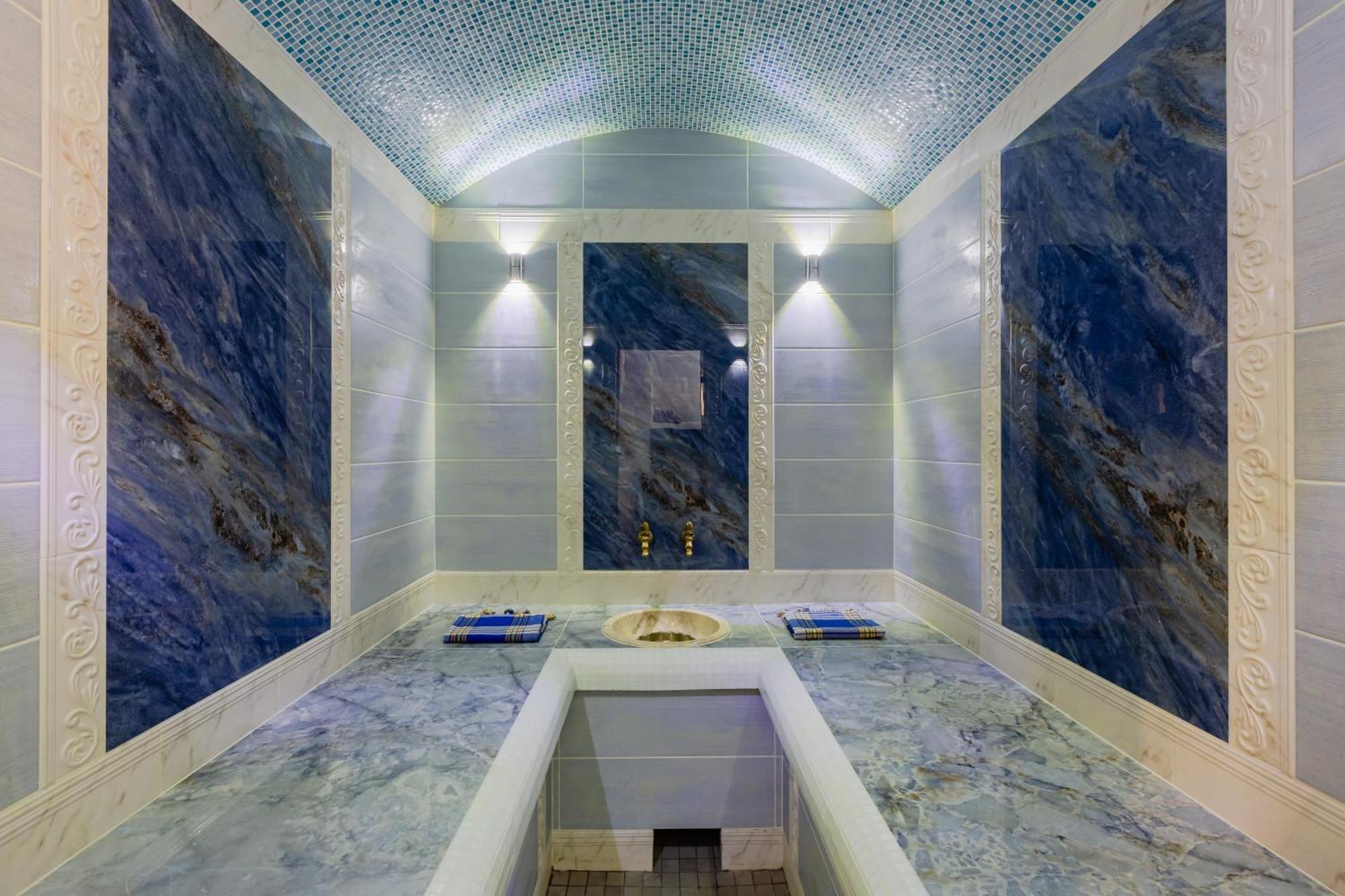Luxury Apartment With Pool And Hammam Kyiv Exterior photo